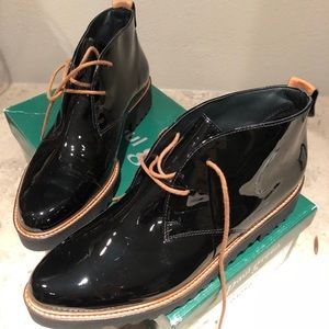 Paul green NWT patent boots